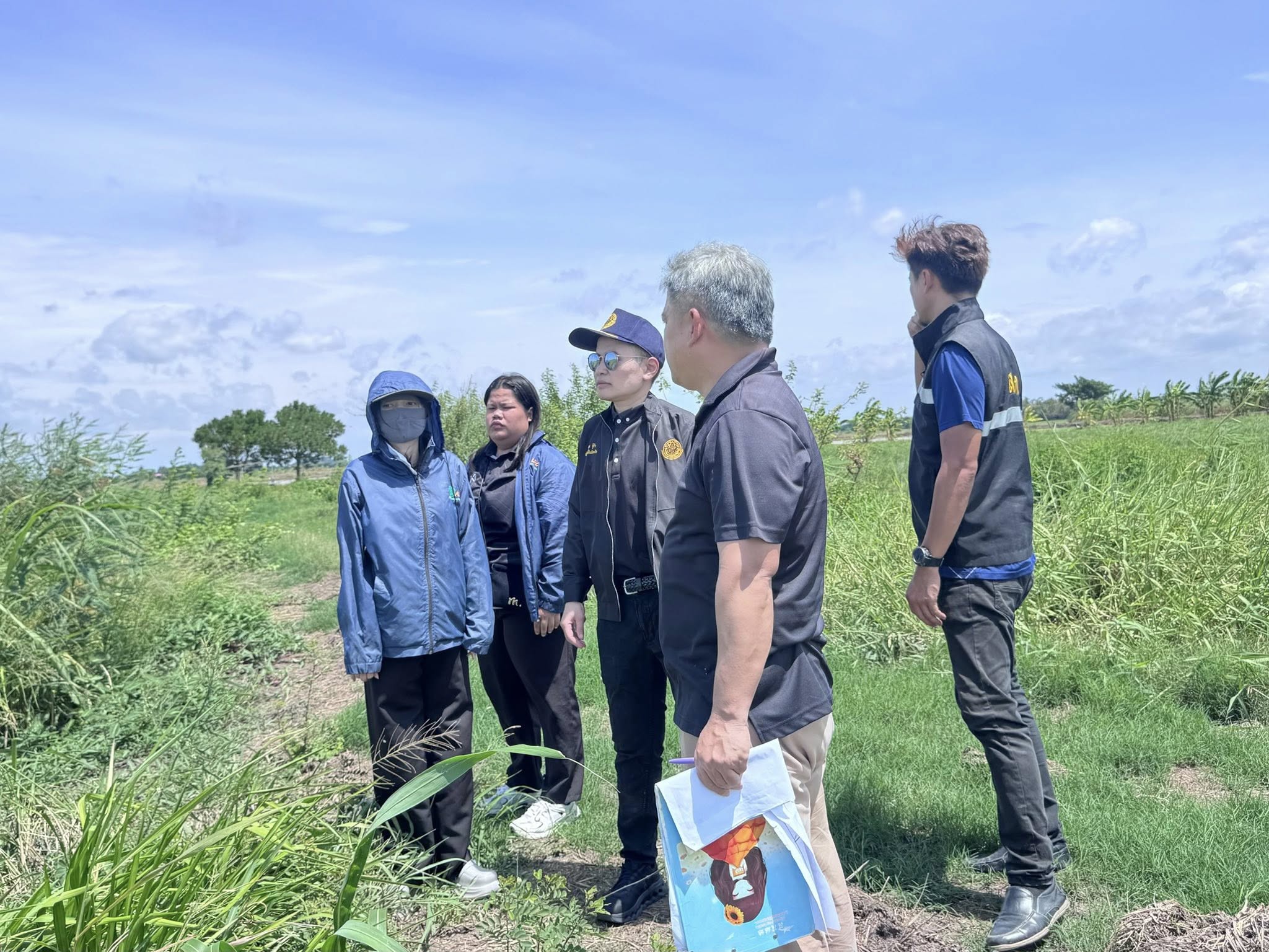 title - ส.ป.ก.อ่างทอง ลงพื้นที่ตรวจสอบการเข้าทำประโยชน์ของแปลงเกษตรกรในเขตปฏิรูปที่ดิน